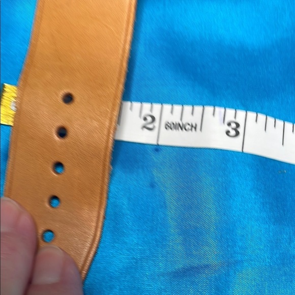 Louis Vuitton Tan Leather Poignet Strap with Gold Buckle - Picture 6 of 7